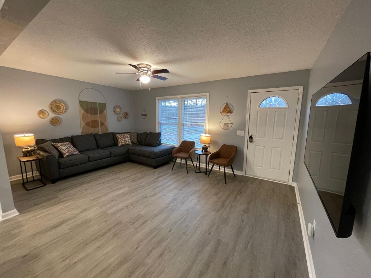 Remodeled Cottage With Sunroom 曼彻斯特 外观 照片
